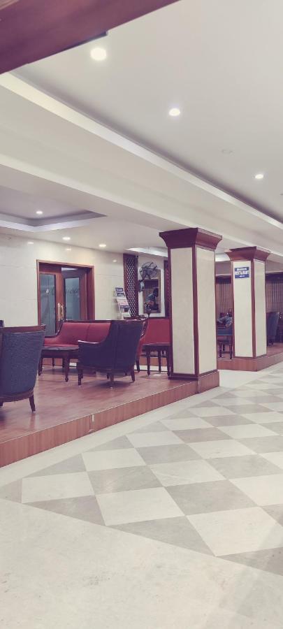 Hotel Bhimas Paradise تيروباتي المظهر الخارجي الصورة