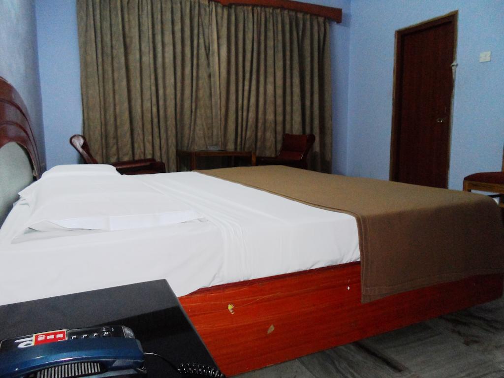 Hotel Bhimas Paradise تيروباتي المظهر الخارجي الصورة